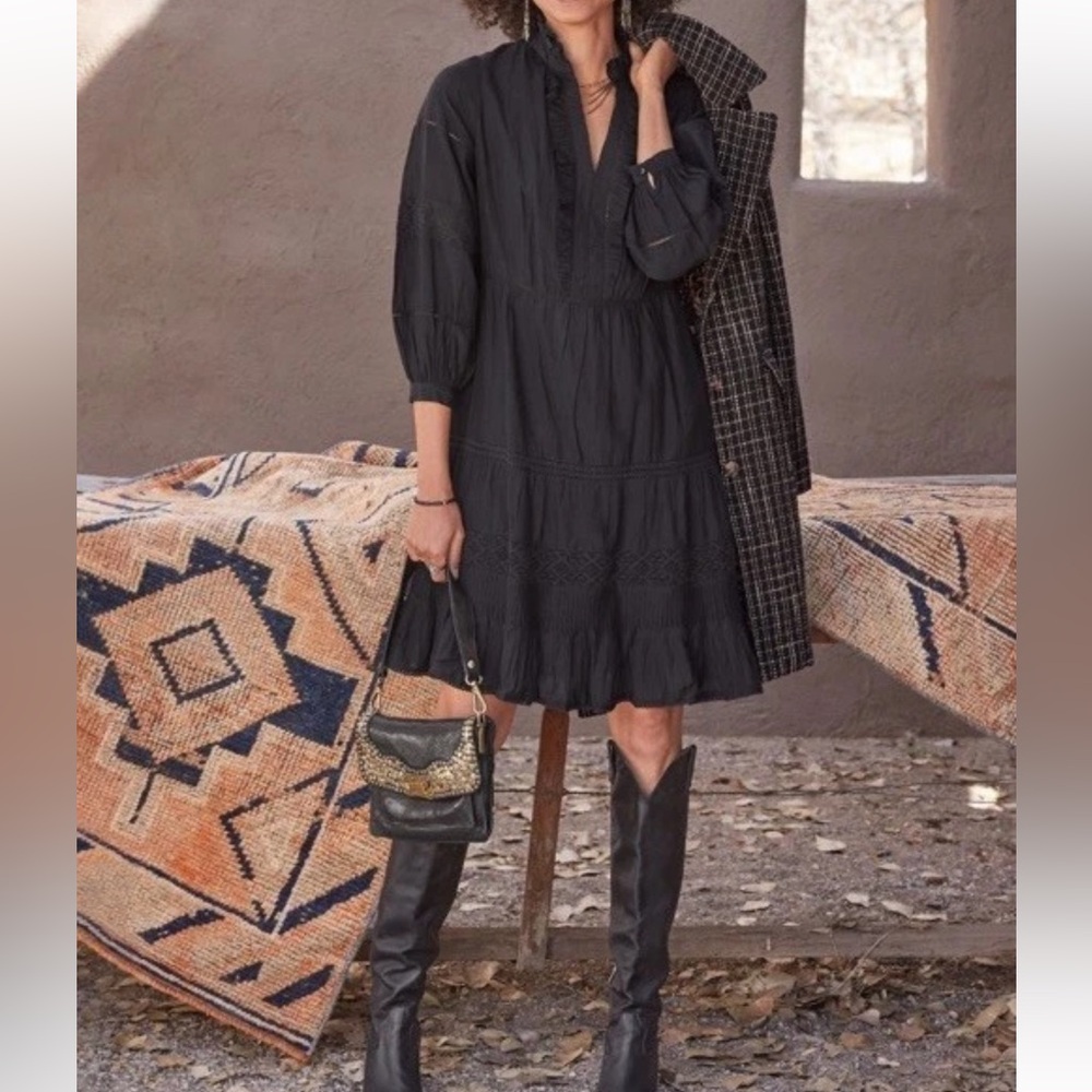 Sundance Black Long-Sleeve Tiered Smock Dress